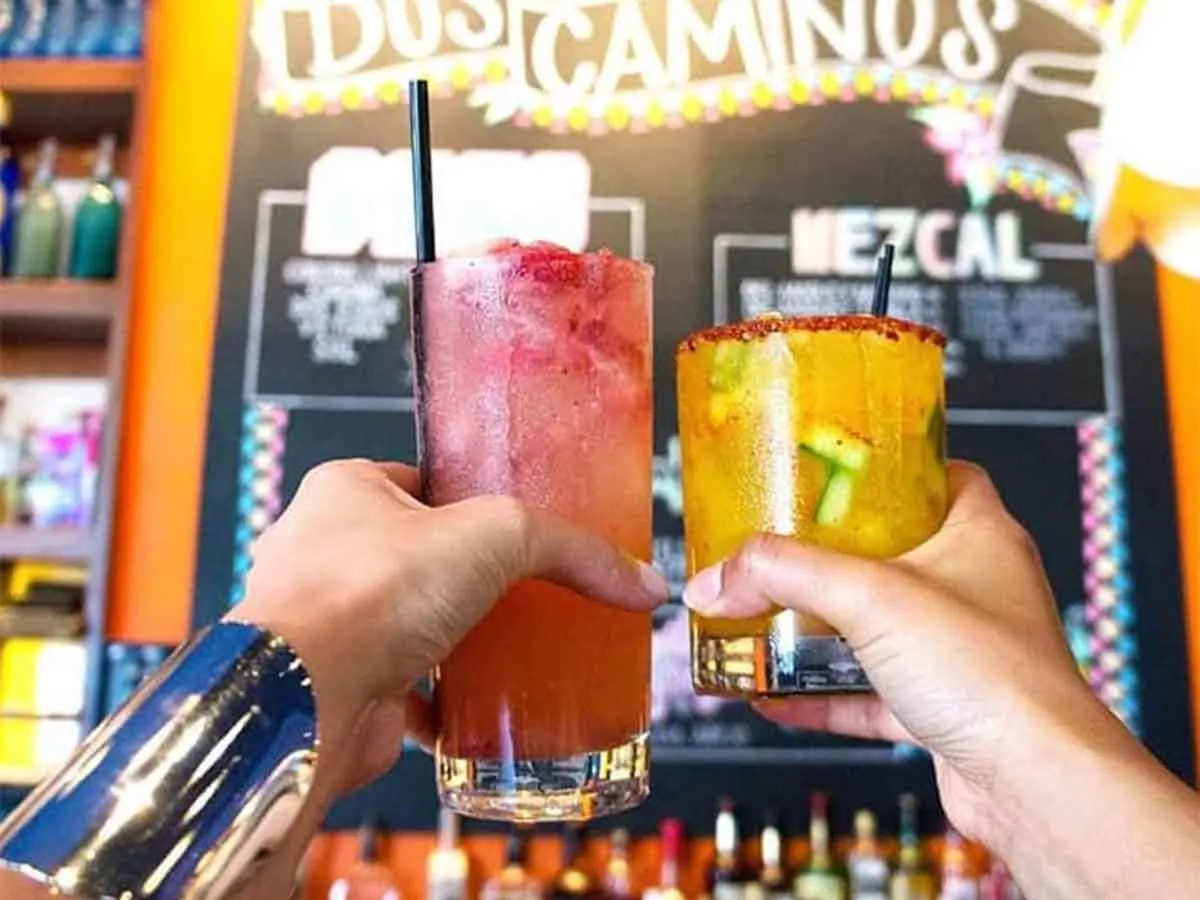 Dos Caminos