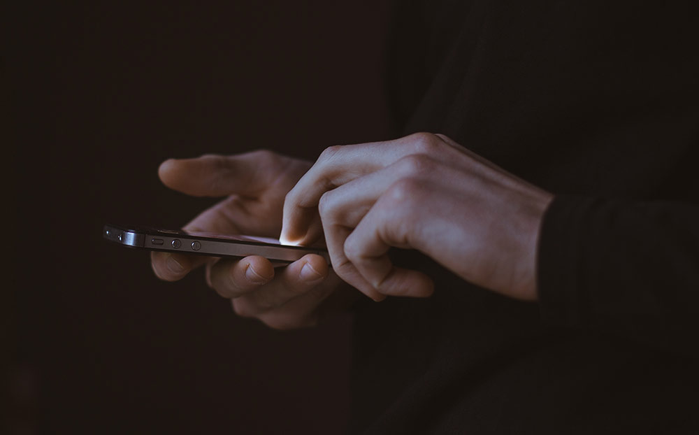 handsandphone