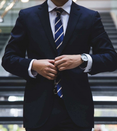 investor wearing a suit